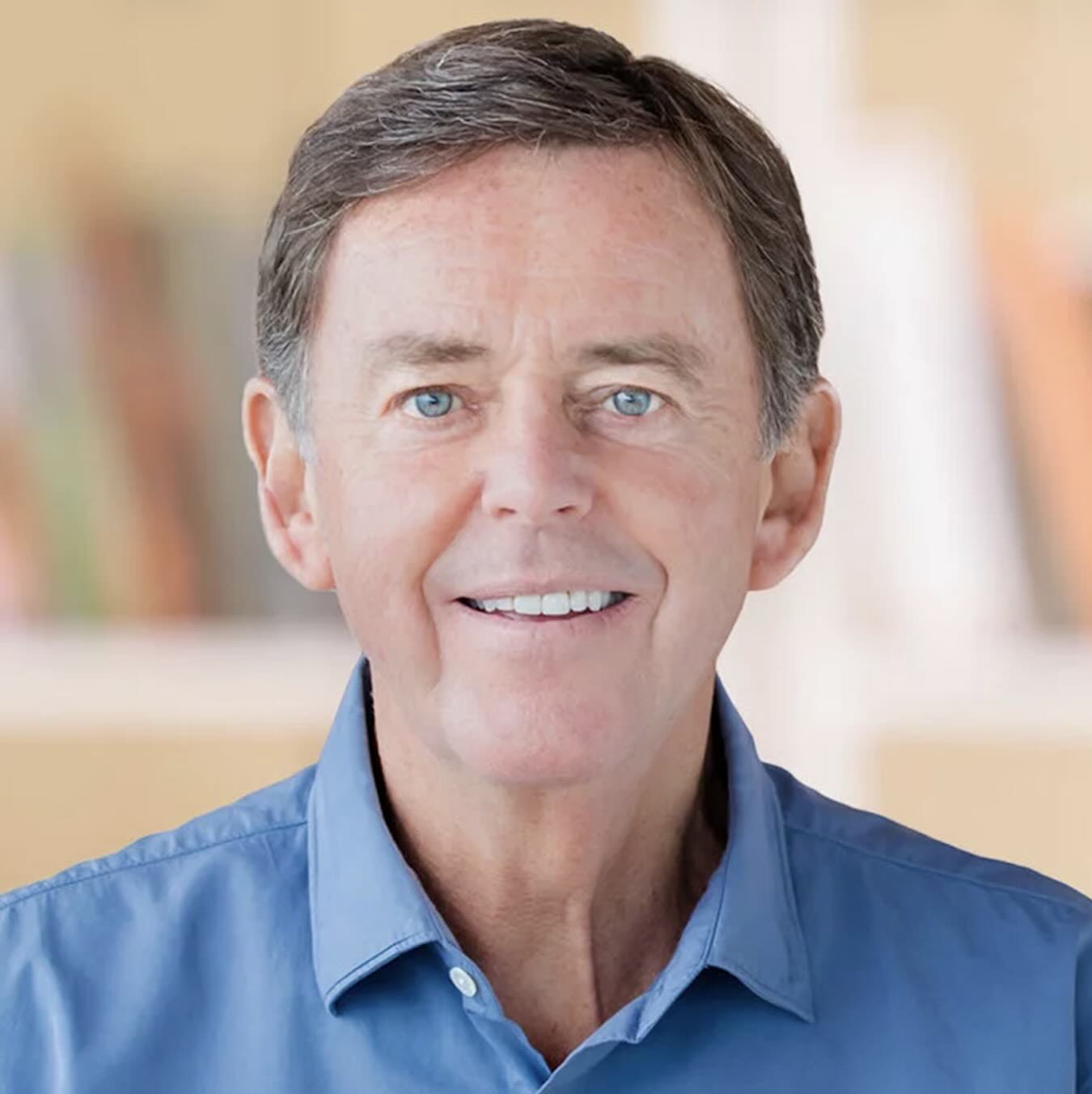 Headshot of Alistair